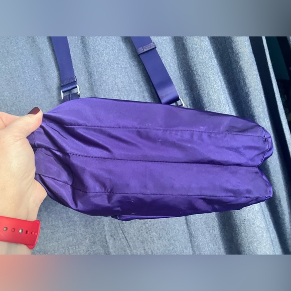 TUMI Voyageur purple Nylon Crossbody Purse - Picture 4 of 8